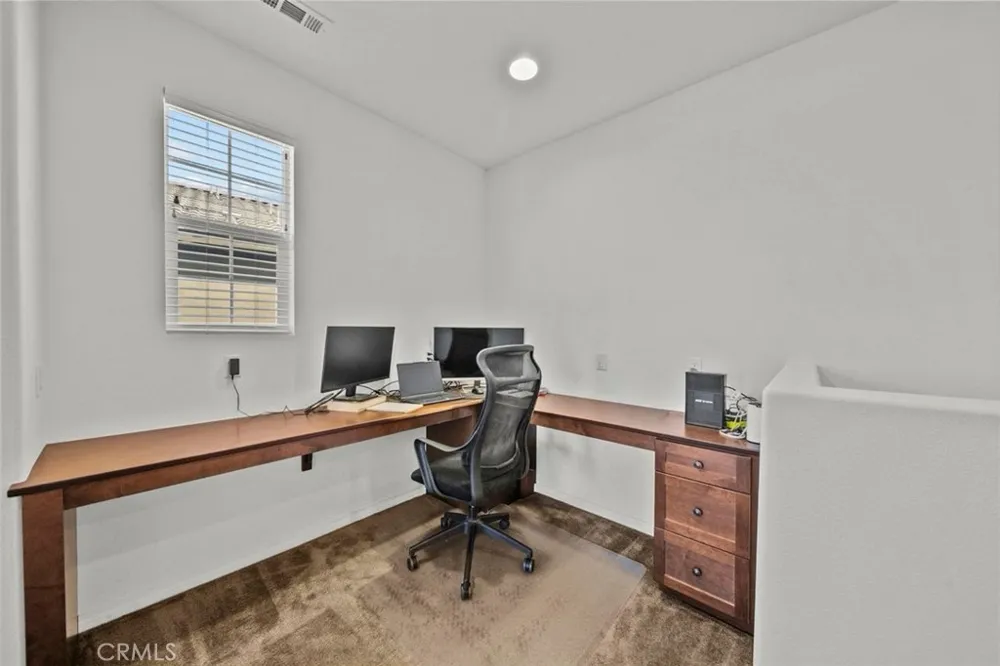 20726 Celadon Court Saugus, CA 91350