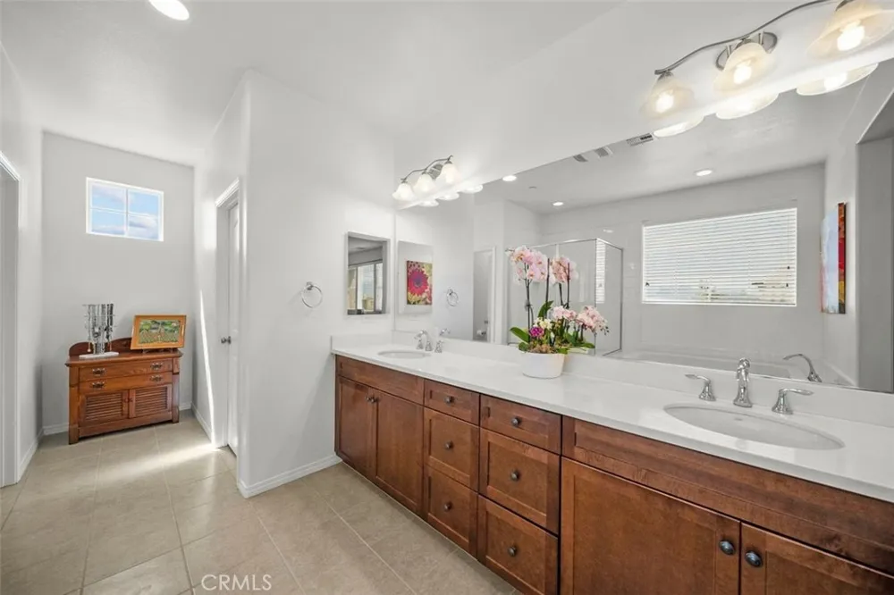 20726 Celadon Court Saugus, CA 91350