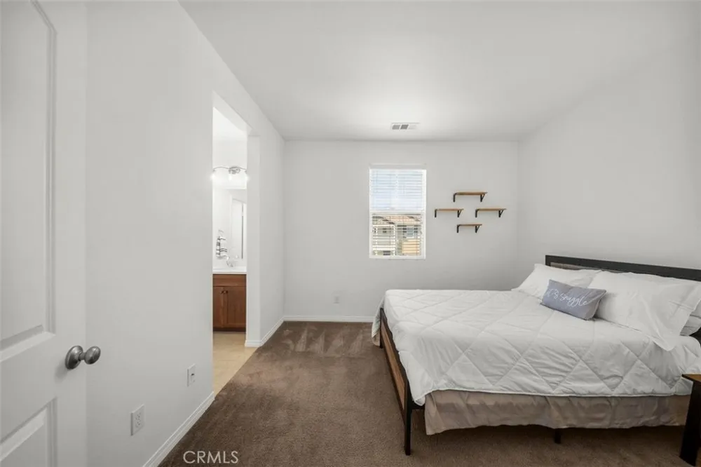 20726 Celadon Court Saugus, CA 91350