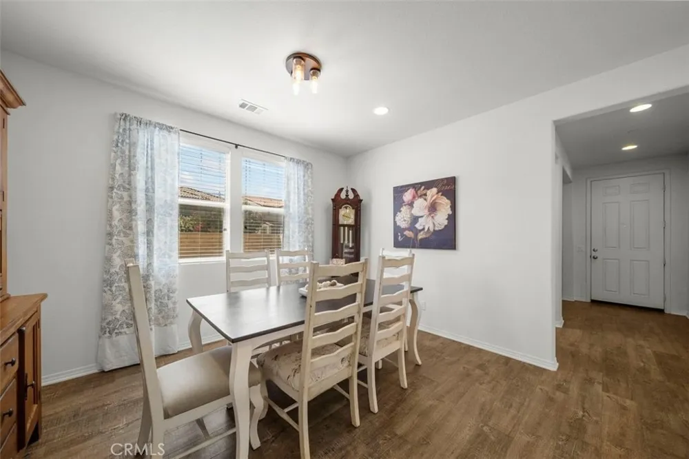 20726 Celadon Court Saugus, CA 91350