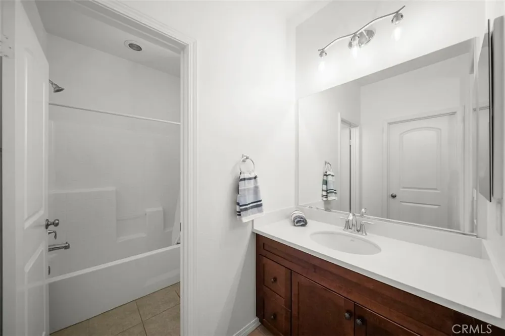 20726 Celadon Court Saugus, CA 91350