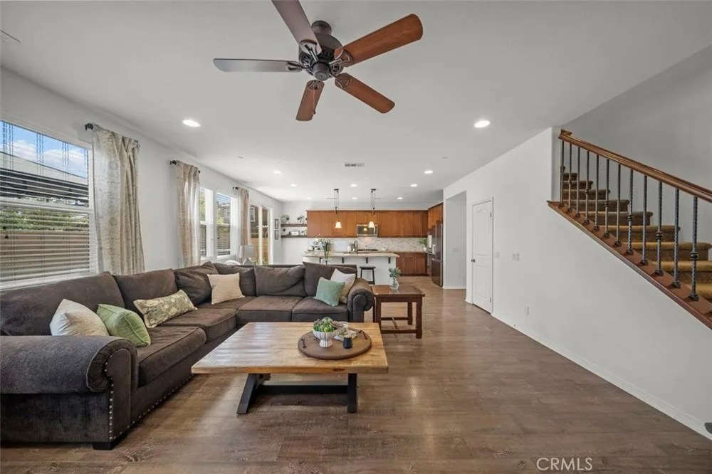 20726 Celadon Court Saugus, CA 91350