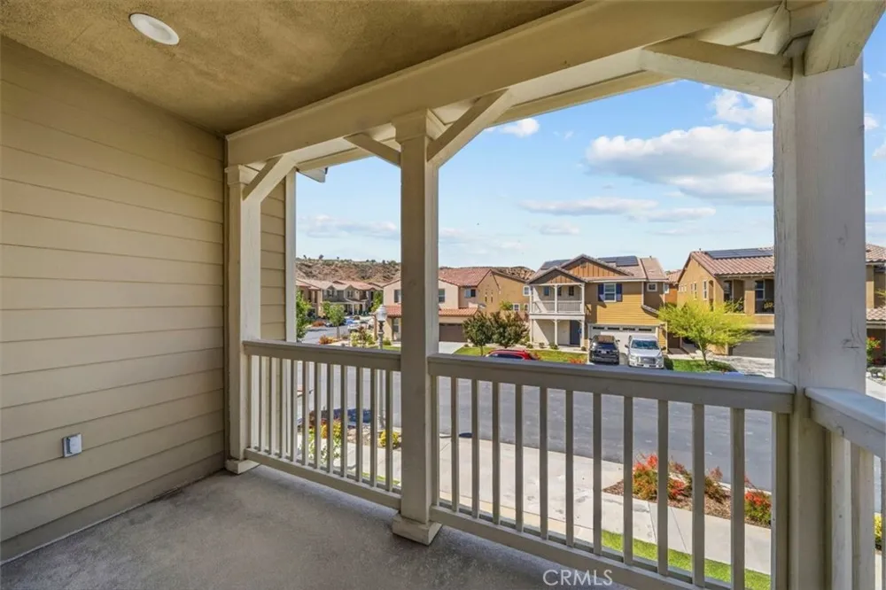 20726 Celadon Court Saugus, CA 91350