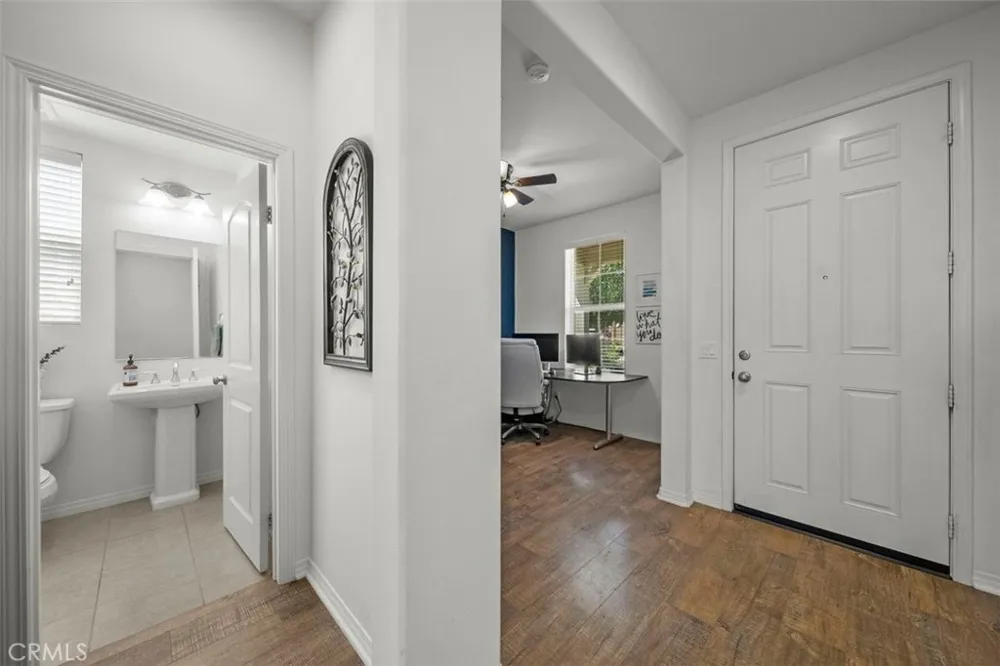 20726 Celadon Court Saugus, CA 91350