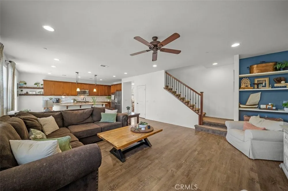 20726 Celadon Court Saugus, CA 91350