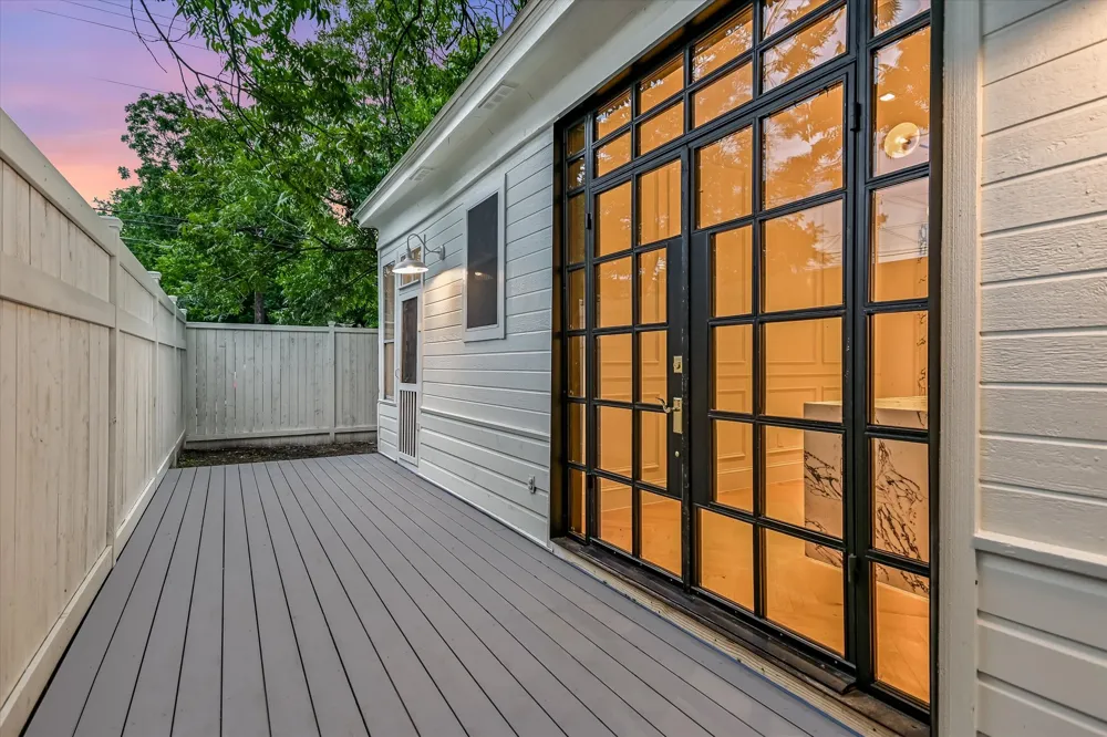 1711 Eva Street Austin, TX 78704