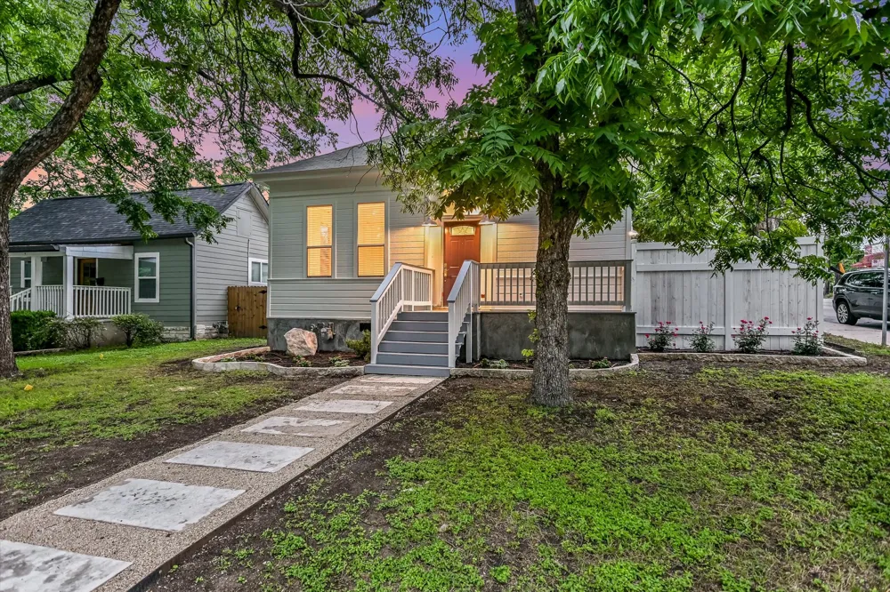 1711 Eva Street Austin, TX 78704