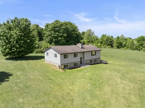 4848 Benzie Highway