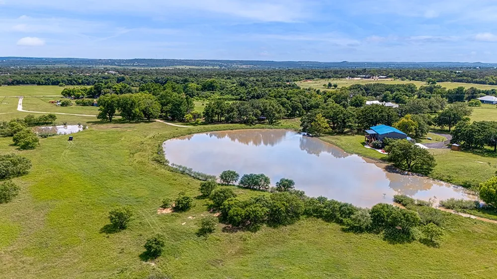 646 Victor Eckhardt Road Fredericksburg, TX 78624