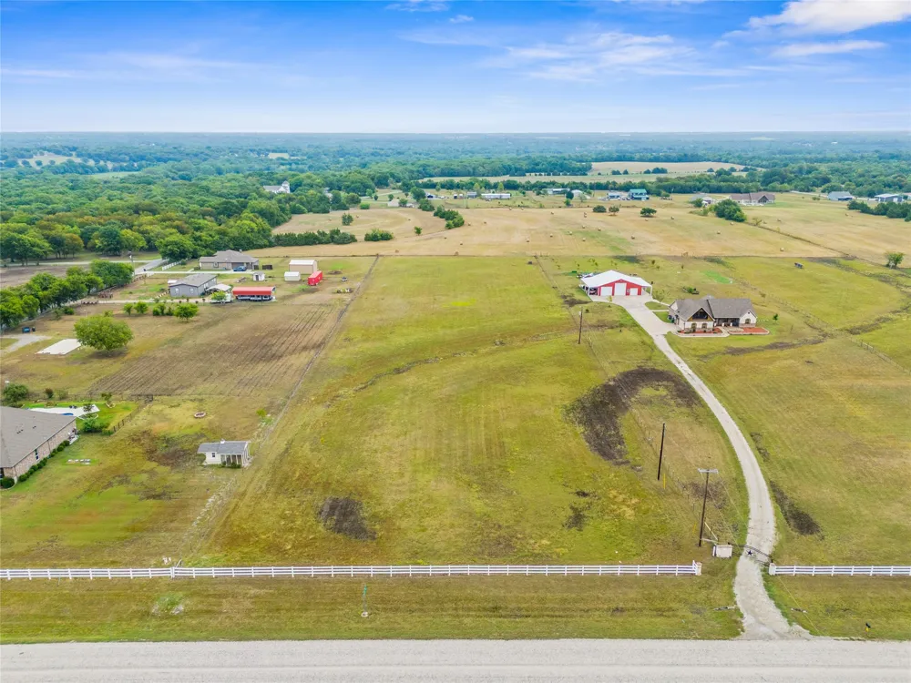 Fm 2729 Van Alstyne, TX 75495