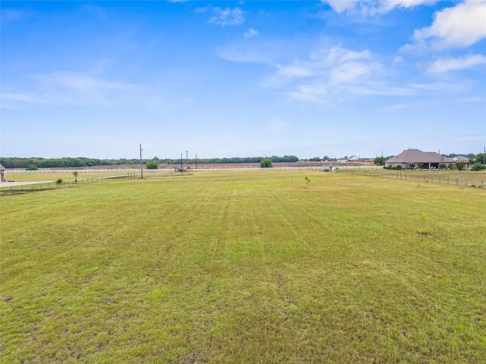 Fm 2729 Van Alstyne, TX 75495