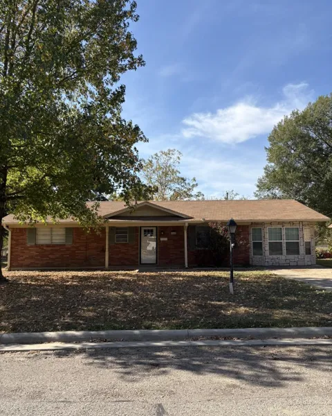 240 SW 31st Street