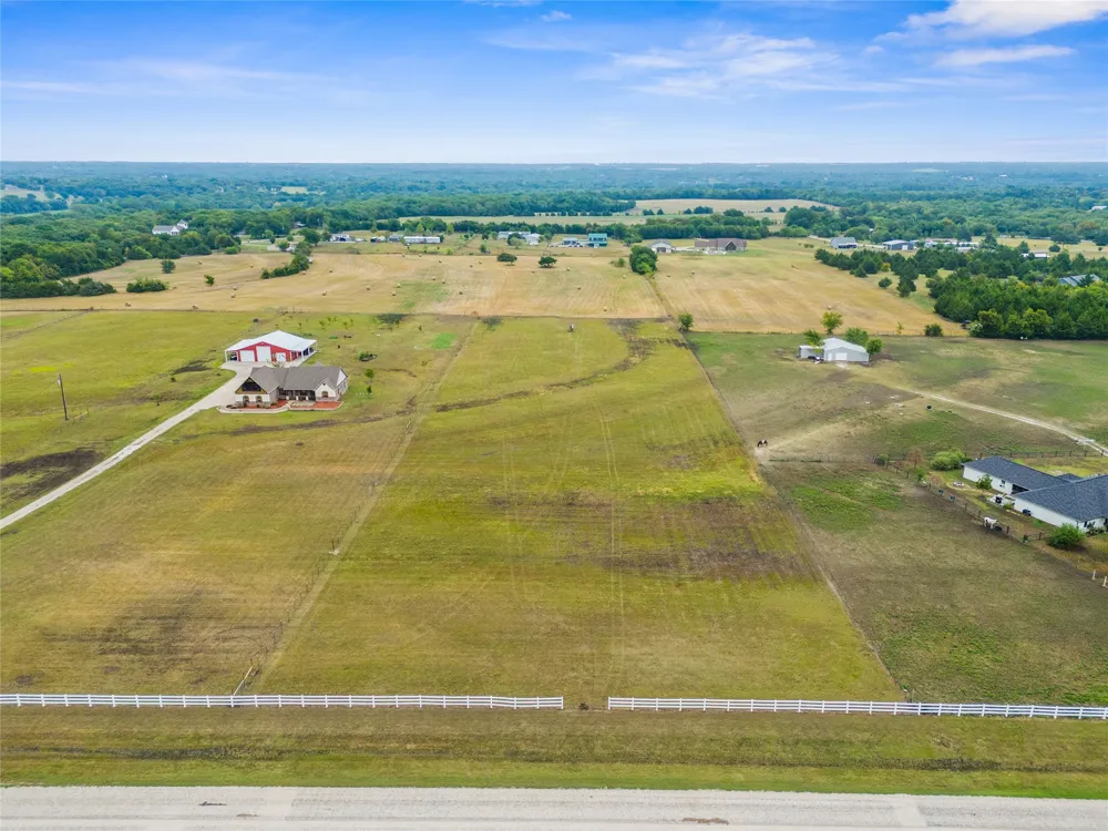 Fm 2729 Van Alstyne, TX 75495