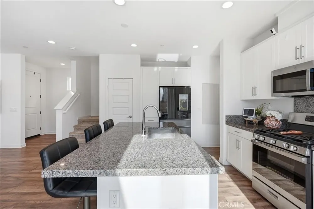 13858 Sedum Lane Fontana, CA 92336