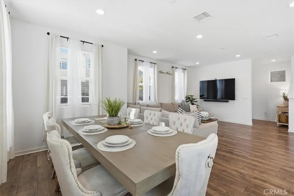 13858 Sedum Lane Fontana, CA 92336