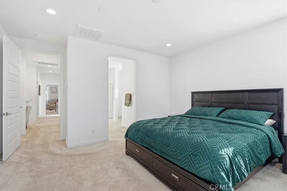 13858 Sedum Lane Fontana, CA 92336