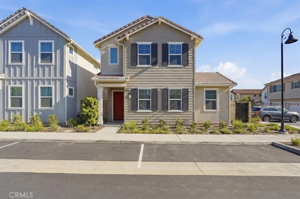 13858 Sedum Lane Fontana, CA 92336