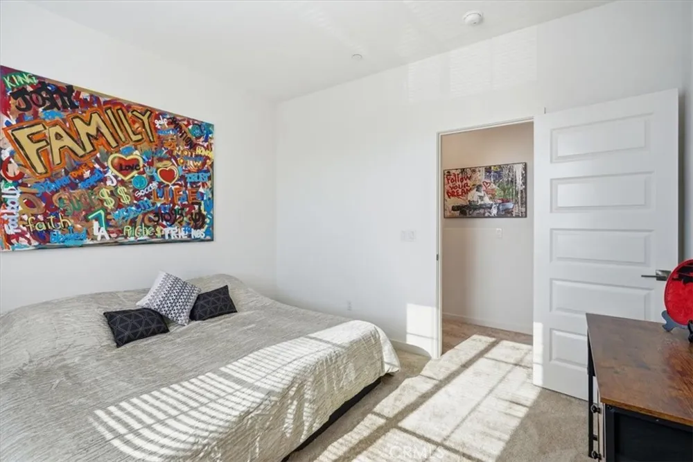 13858 Sedum Lane Fontana, CA 92336