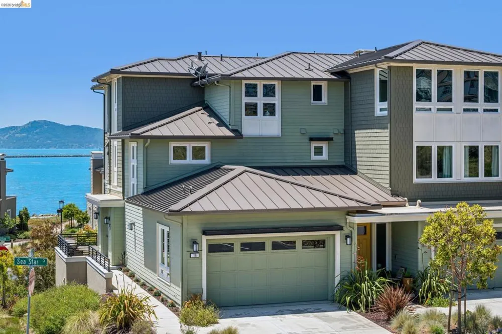 16 Sea Star Ct Richmond, CA 94801