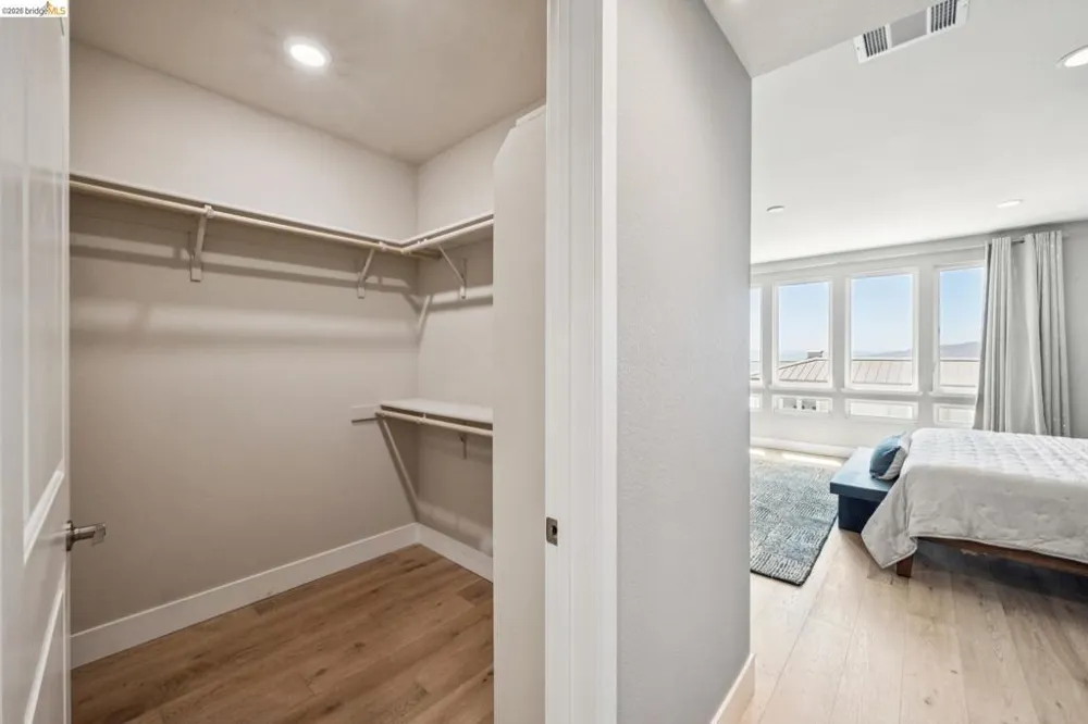 16 Sea Star Ct Richmond, CA 94801