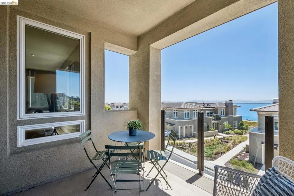 16 Sea Star Ct Richmond, CA 94801