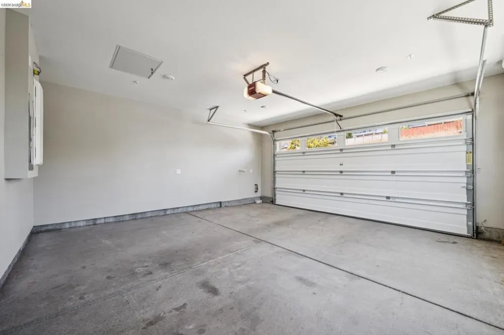 16 Sea Star Ct Richmond, CA 94801