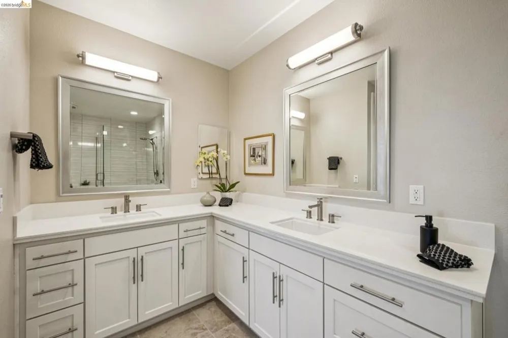 16 Sea Star Ct Richmond, CA 94801
