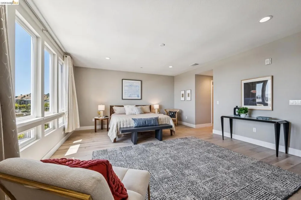 16 Sea Star Ct Richmond, CA 94801