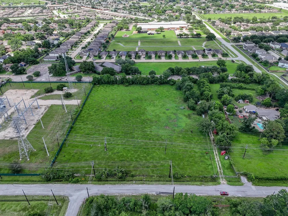 1930 Evans Road Missouri City, TX 77489