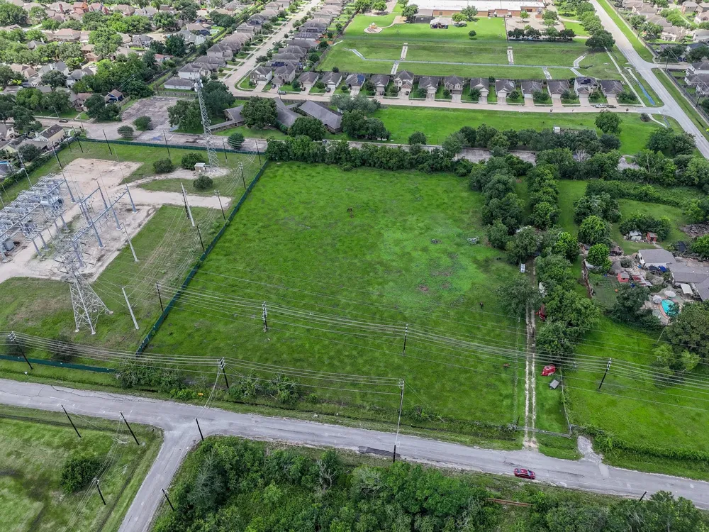 1930 Evans Road Missouri City, TX 77489