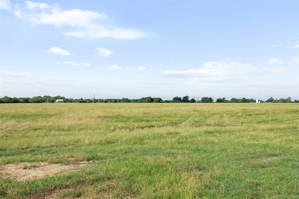 1801 County Road 216 Caldwell, TX 77836