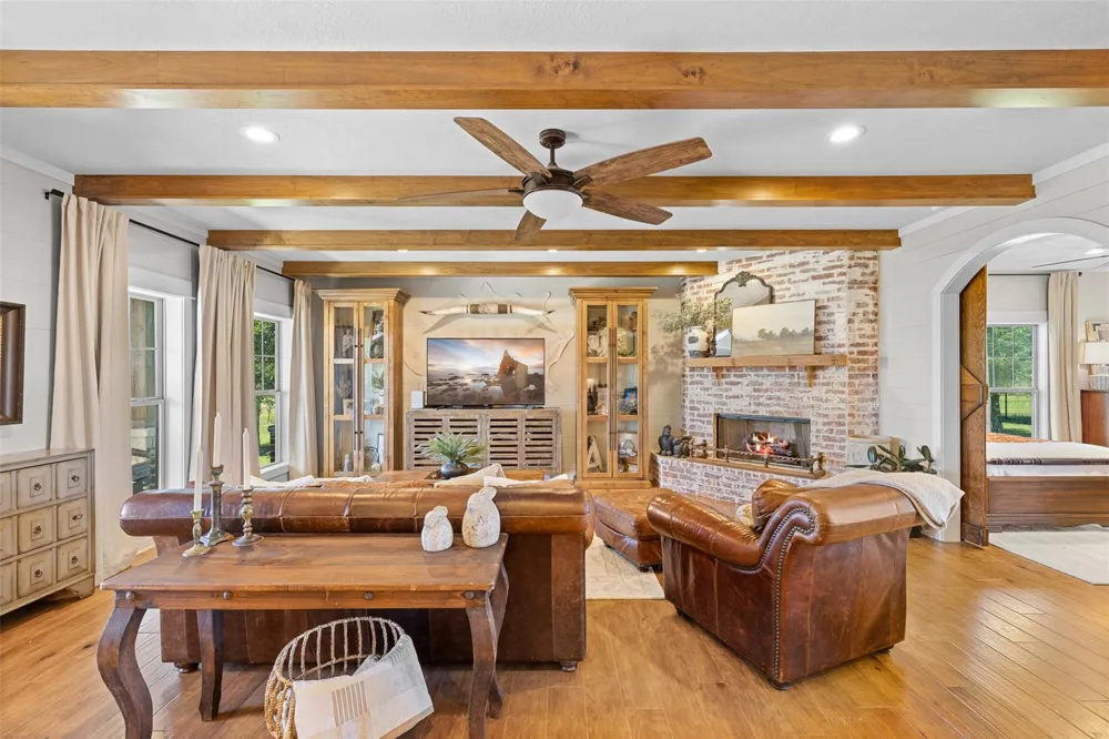 1801 County Road 216 Caldwell, TX 77836