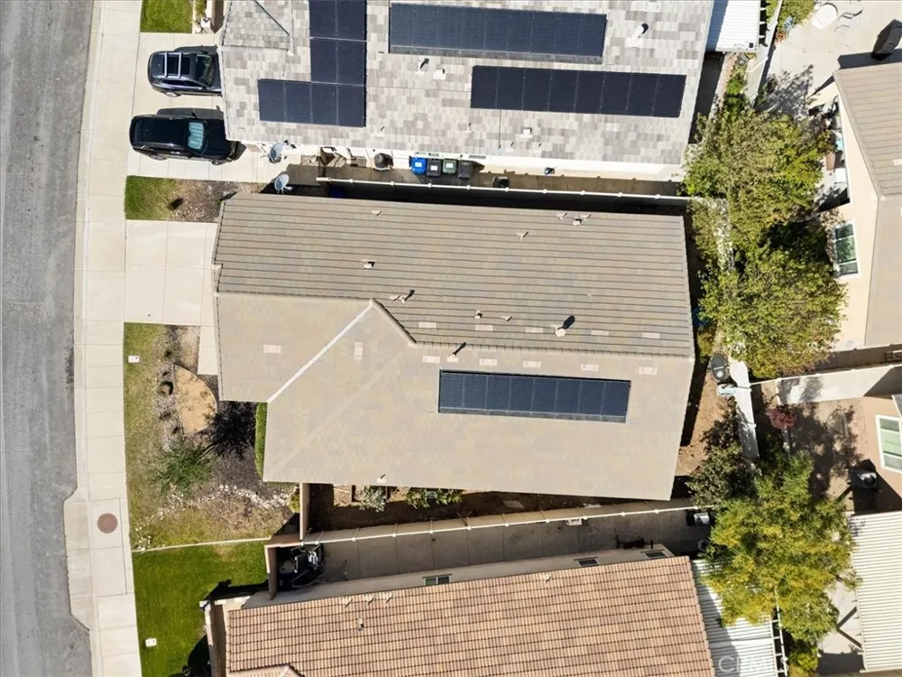 18037 Milkweed Lane San Bernardino, CA 92407