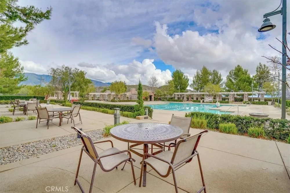 18037 Milkweed Lane San Bernardino, CA 92407