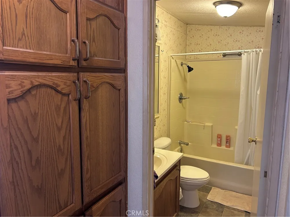 664 Mariposa Hemet, CA 92543