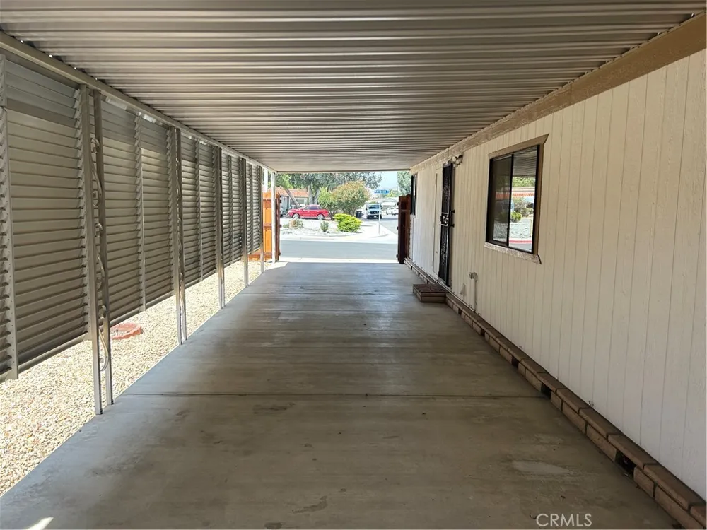 664 Mariposa Hemet, CA 92543