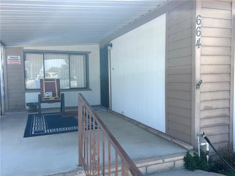 664 Mariposa Hemet, CA 92543