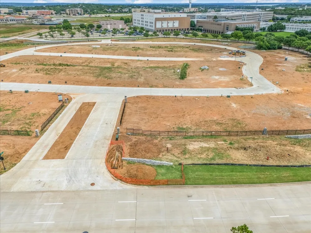 1613 Molly Drive Westlake, TX 76262