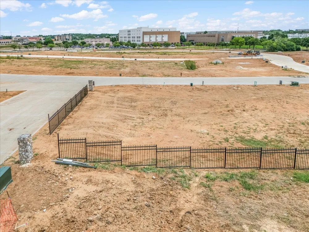 1613 Molly Drive Westlake, TX 76262