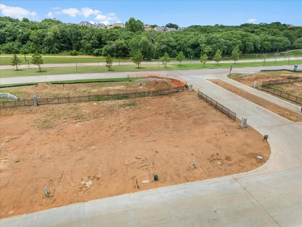 1613 Molly Drive Westlake, TX 76262