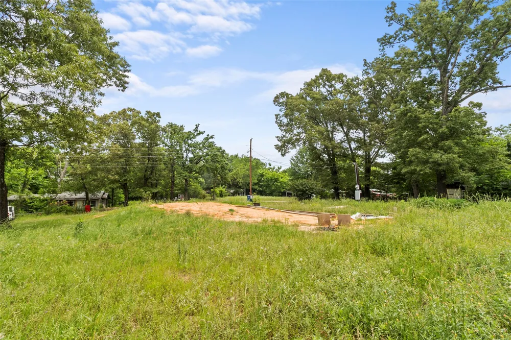 Shady Drive Chandler, TX 75758