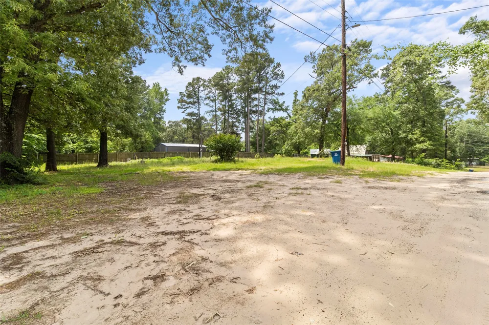 Shady Drive Chandler, TX 75758