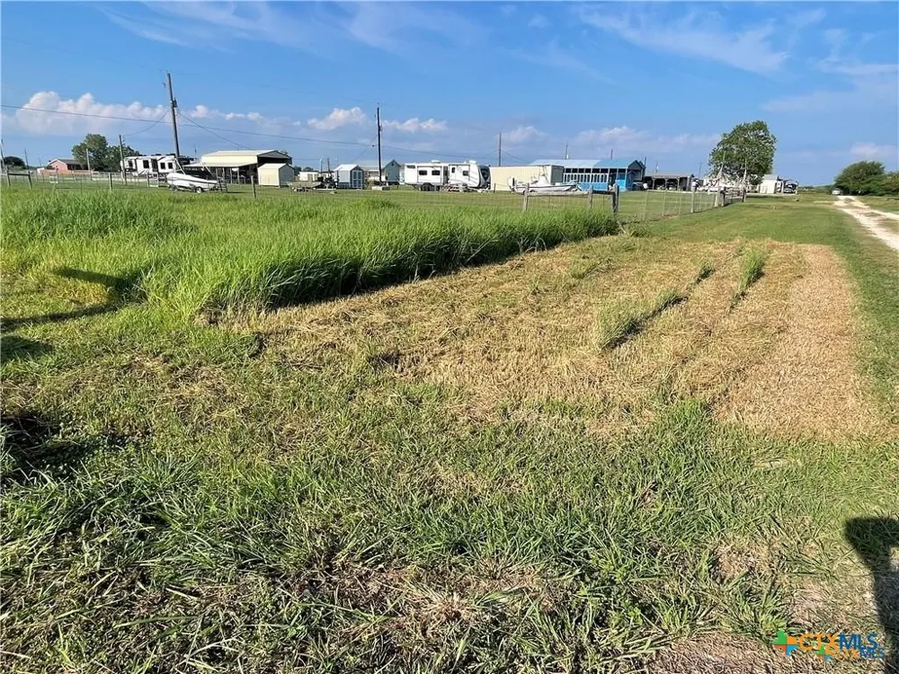 1305 E Toledo Seadrift, TX 77983