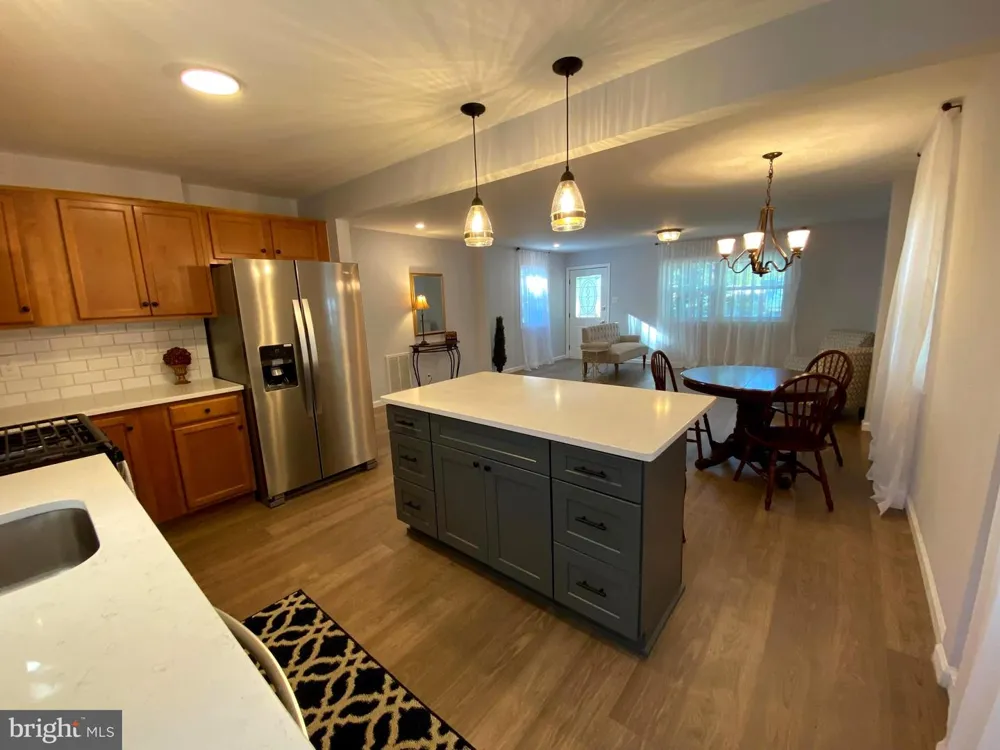 401 CAINS MILL RD Williamstown, NJ 08094