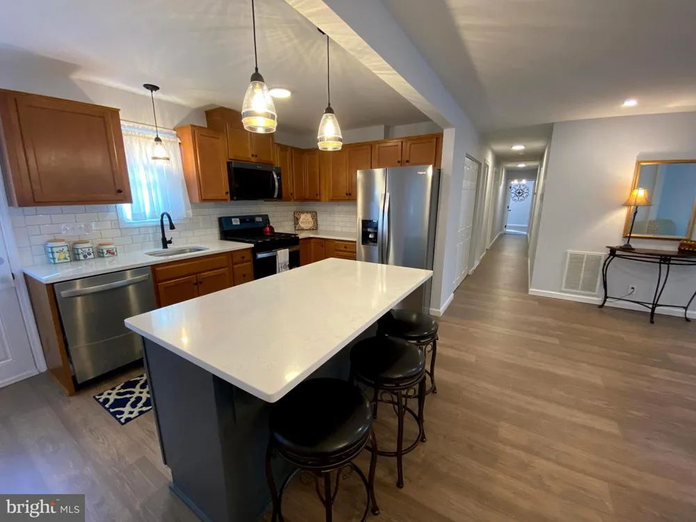 401 CAINS MILL RD Williamstown, NJ 08094