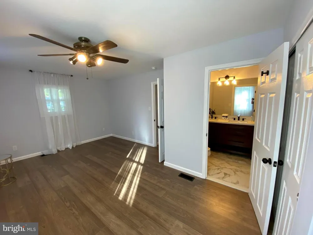 401 CAINS MILL RD Williamstown, NJ 08094