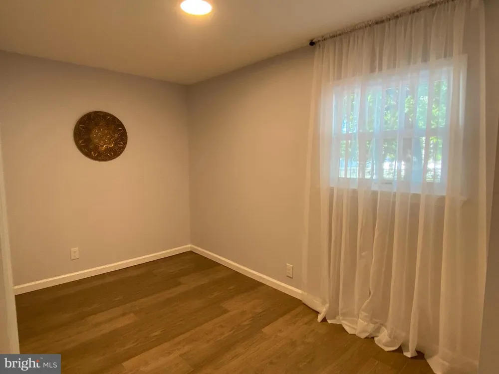 401 CAINS MILL RD Williamstown, NJ 08094