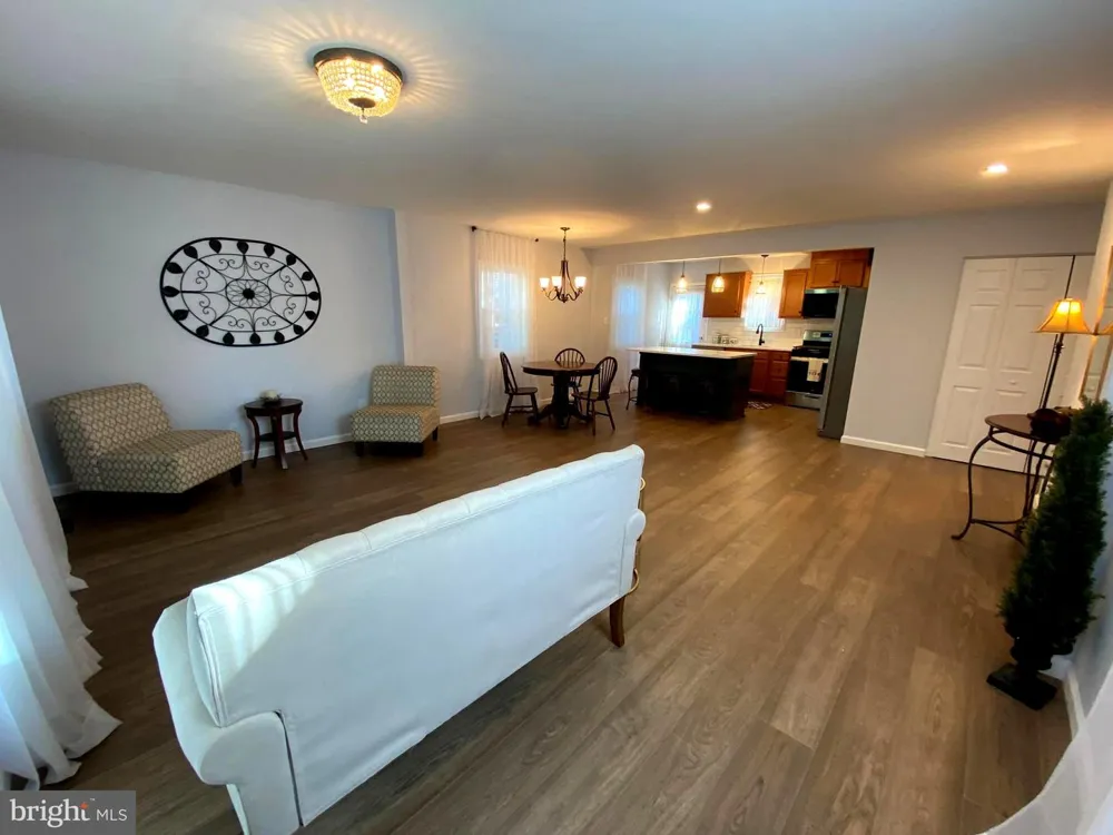 401 CAINS MILL RD Williamstown, NJ 08094