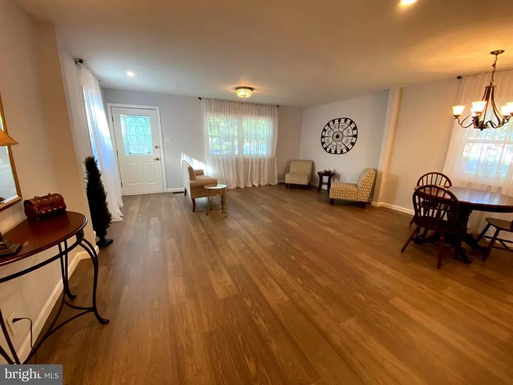 401 CAINS MILL RD Williamstown, NJ 08094
