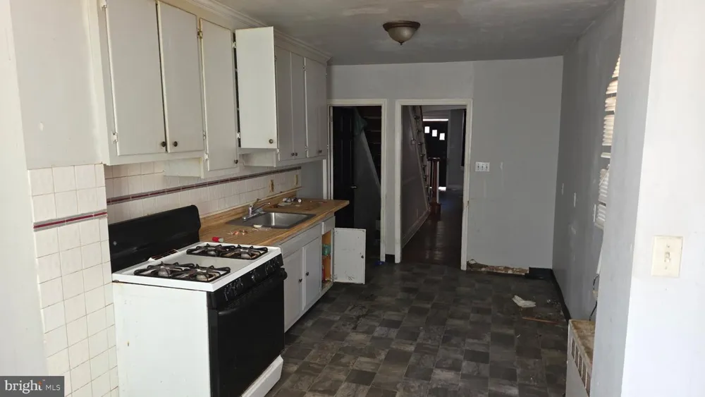 1103 ELM STREET Wilmington, DE 19805
